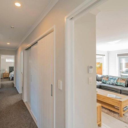 Modern Beach Pad - Whitianga Holiday Home 外观 照片