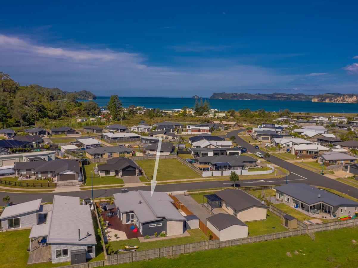 Modern Beach Pad - Whitianga Holiday Home 外观 照片